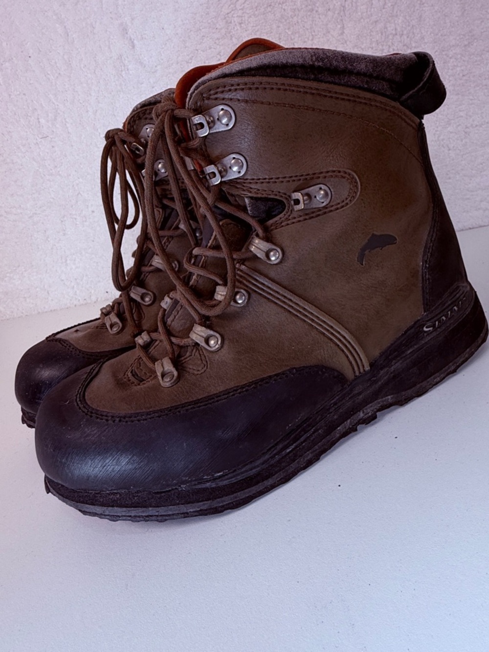 Simms Freestone Wading Boots Mens 9 Vibram Sole Fly Fishing